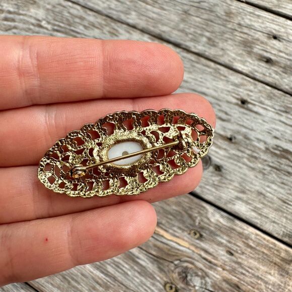 Vintage Victorian Brooch  with Faux Pearl - Picture 2 of 2